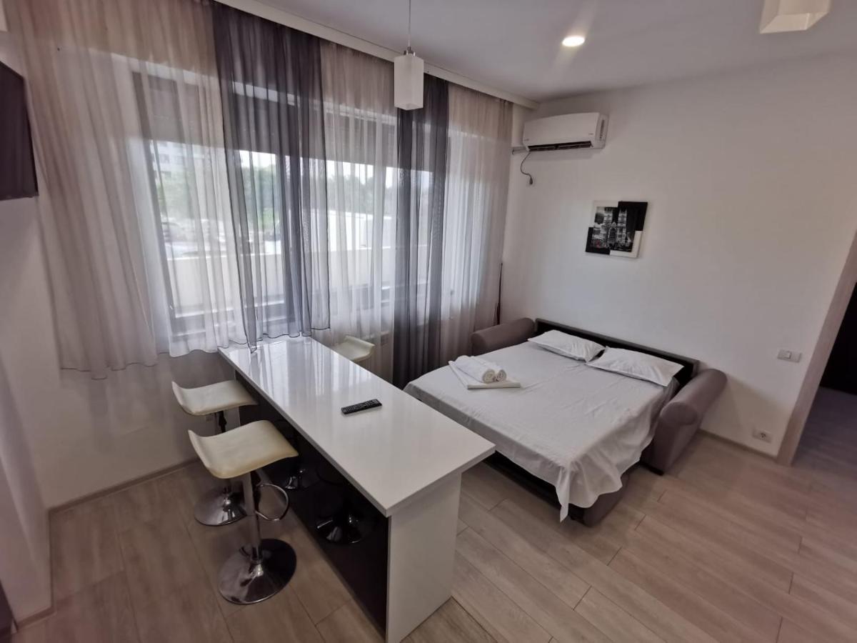Mamaia Lake Apartments คอนสตันซา ภายนอก รูปภาพ