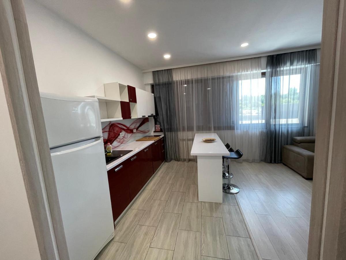 Mamaia Lake Apartments คอนสตันซา ภายนอก รูปภาพ