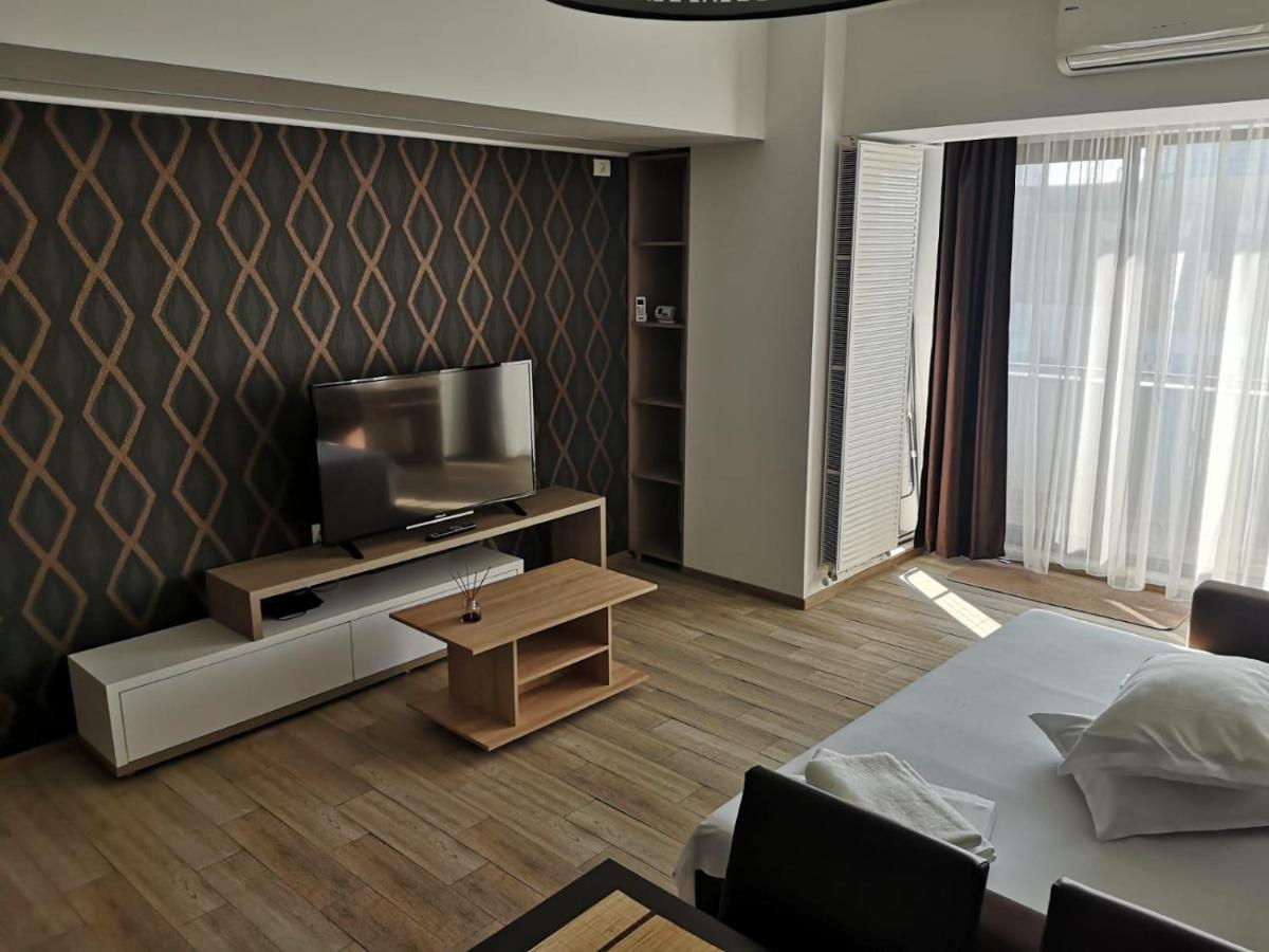 Mamaia Lake Apartments คอนสตันซา ภายนอก รูปภาพ