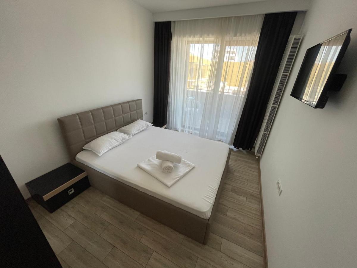 Mamaia Lake Apartments คอนสตันซา ภายนอก รูปภาพ