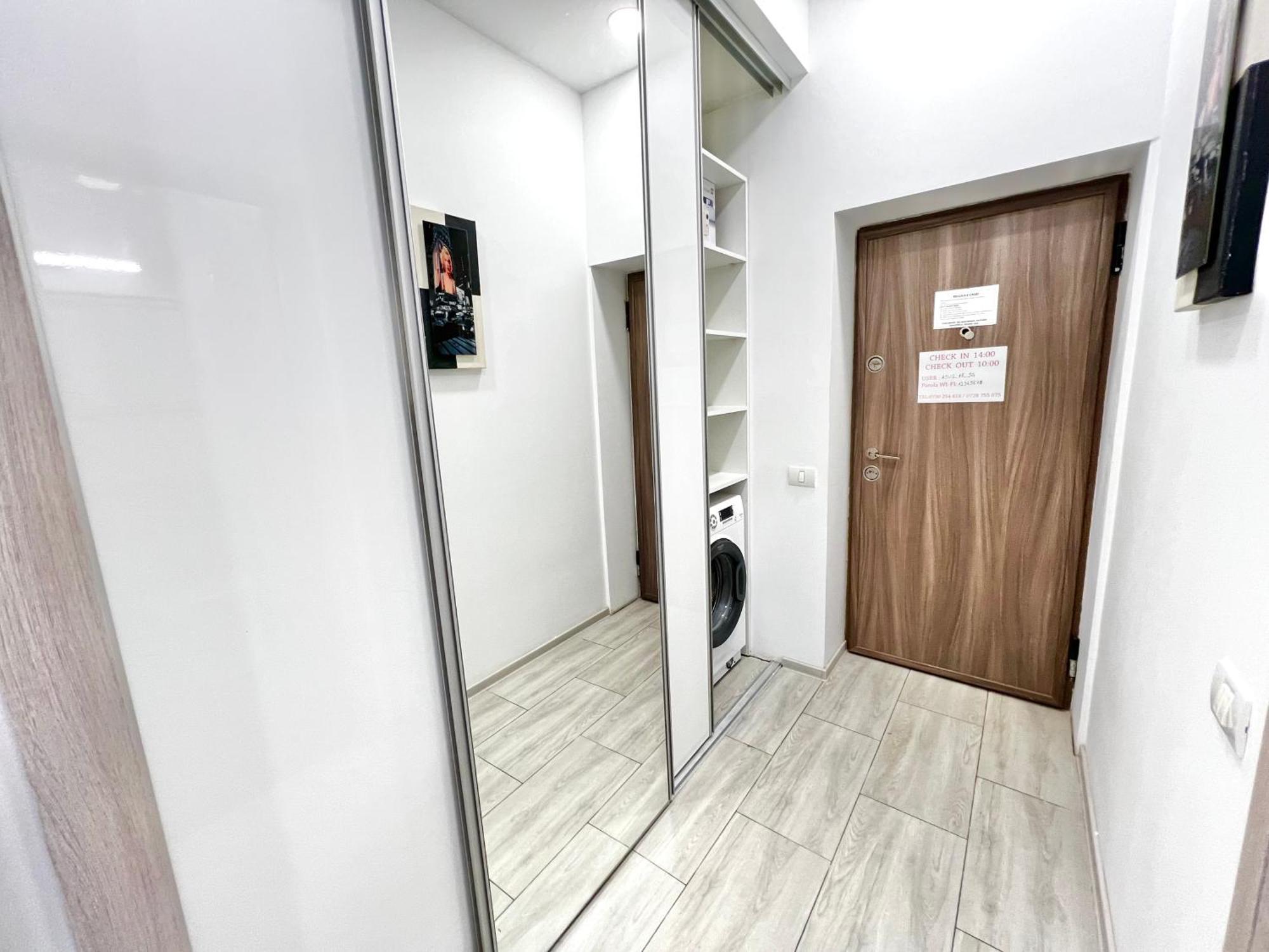Mamaia Lake Apartments คอนสตันซา ภายนอก รูปภาพ